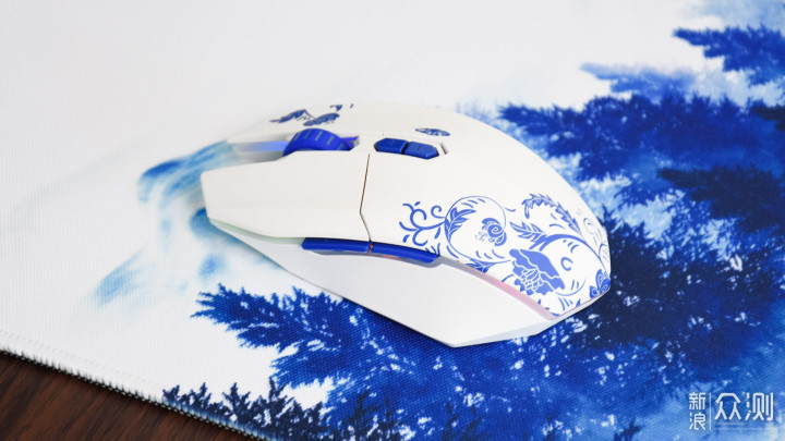 达尔优EM910 Pro双模鼠标：经典设计 扎实体验_新浪众测
