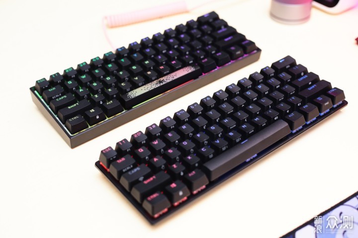 虽迟,但一步到位 海盗船 K70 pro mini 键盘_新浪众测