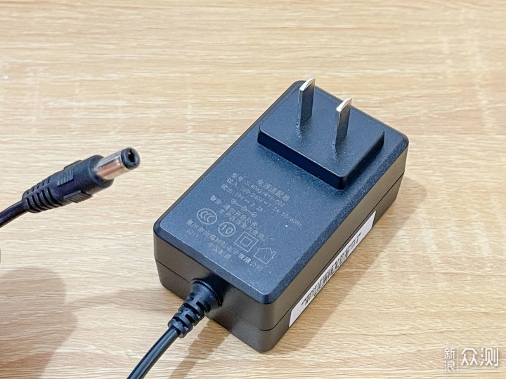 玩乐干活两不误:优派显示器VX2762-HD-PRO-2_新浪众测