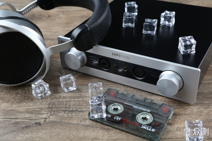 发烧音乐伙伴HIFIMAN EF400解码耳放一体机_新浪众测