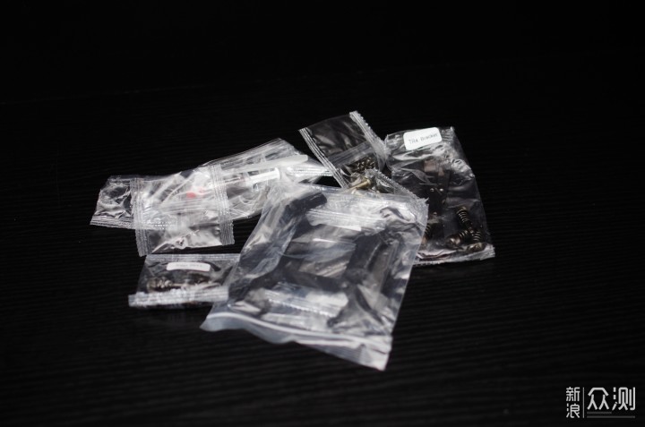 夏日烤箱模式,用盖亚GAIA机箱套装来降温降噪_新浪众测