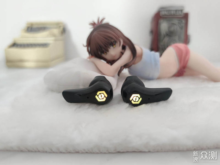 机甲设计RGB灯光,Haylou G3游戏耳机体验_新浪众测