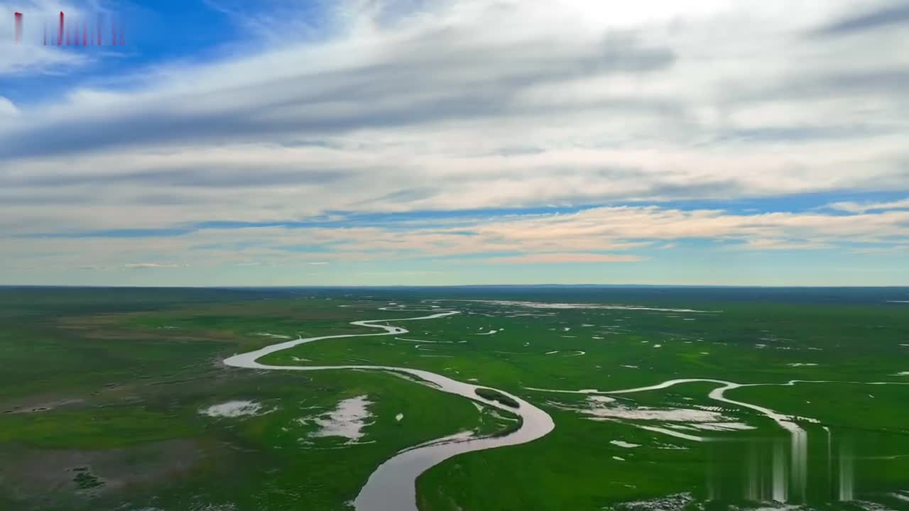 内蒙古:克鲁伦河蜿蜒流淌绿茵间_手机新浪网