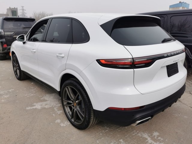 2022款保时捷卡宴30支持分期30万提回家