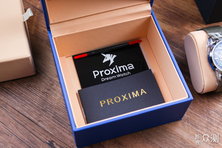 表盘玩出花，国产Proxima OM16机械手表很个性_新浪众测
