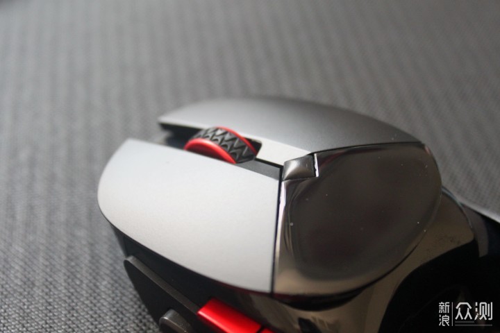 VT960S超跑游戲鼠標：首款搭載V+技術黑科技_新浪眾測