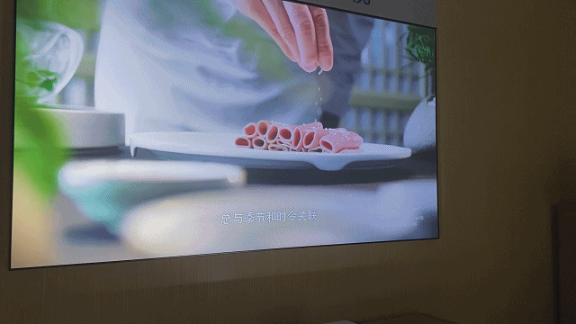 激光電視還得選Samsung，在家就能享受4k_新浪眾測