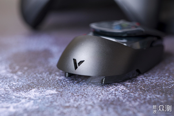 入手这款鼠标，朋友直呼炫酷：雷柏VT960S_新浪众测