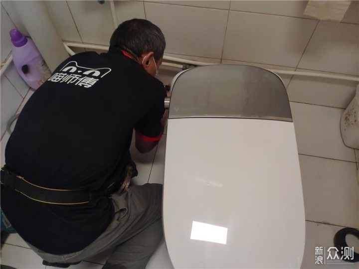 新品体验:强劲增压、双模式冲水、智能清洗_新浪众测