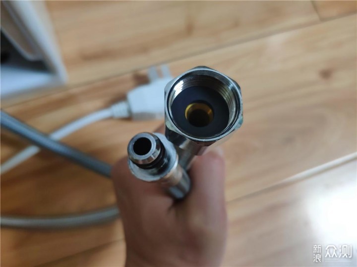 新品体验:强劲增压、双模式冲水、智能清洗_新浪众测