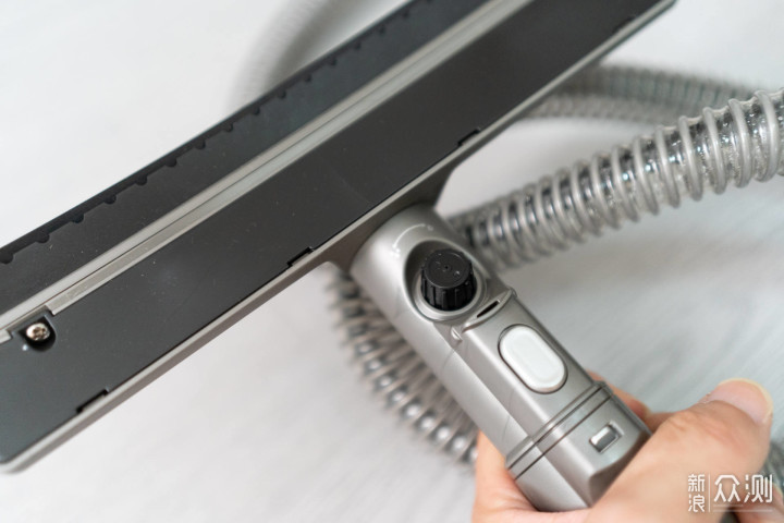 具有布艺清洁\吸尘\洗地多功能的洗地机用过么_新浪众测