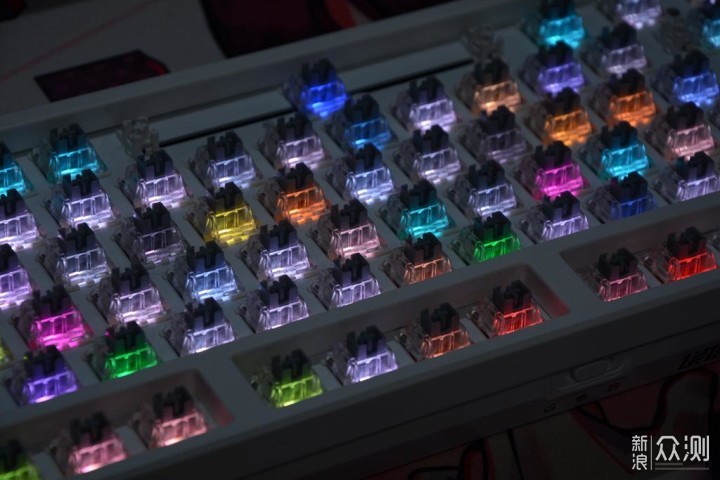 自带拨杆,HELLO GANSS HS75T三模键盘开箱_新浪众测