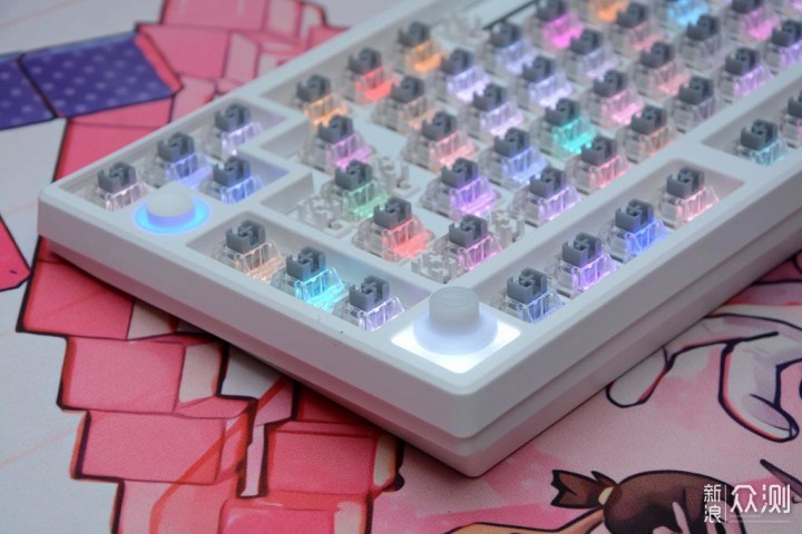 自带拨杆,HELLO GANSS HS75T三模键盘开箱_新浪众测