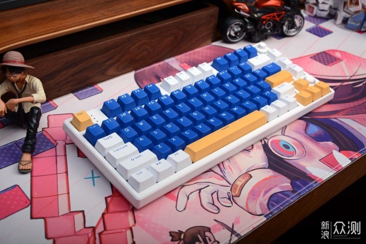 自带拨杆,HELLO GANSS HS75T三模键盘开箱_新浪众测