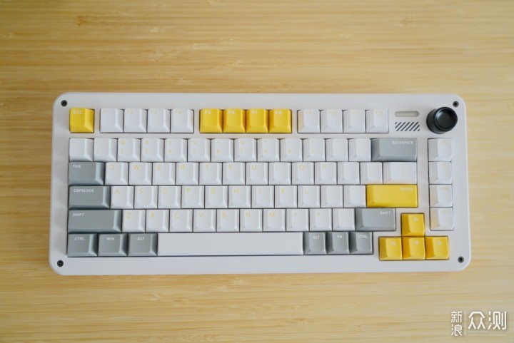旋钮消音-IQUNIX ZX75重力波三模机械键盘体验_新浪众测