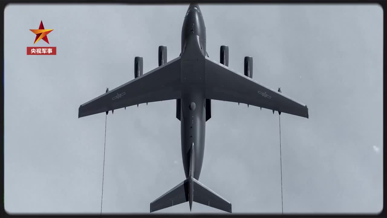 空对空拍摄！4K超高清！运油-20来了