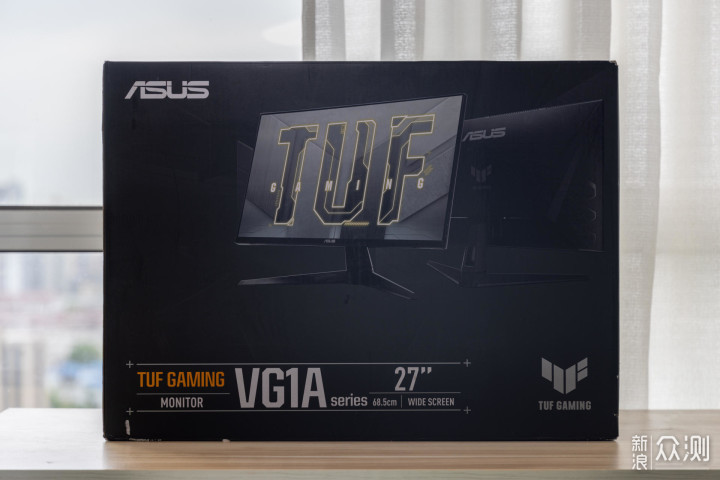 游戏和办公生产力兼得：TUF VG27AC1A显示器