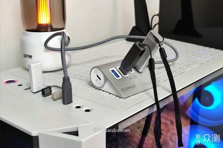 电竞桌面再怎么无线,也逃不过一根USB延长线_新浪众测