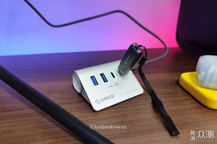 电竞桌面再怎么无线,也逃不过一根USB延长线_新浪众测
