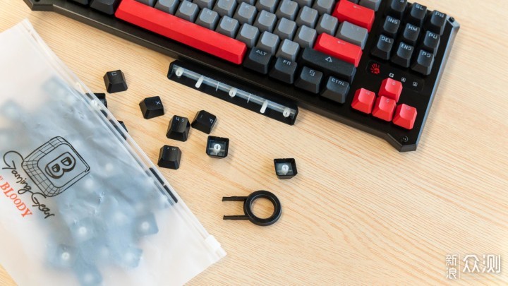 电竞机械键盘该有的样子，血手幽灵B930评测_新浪众测