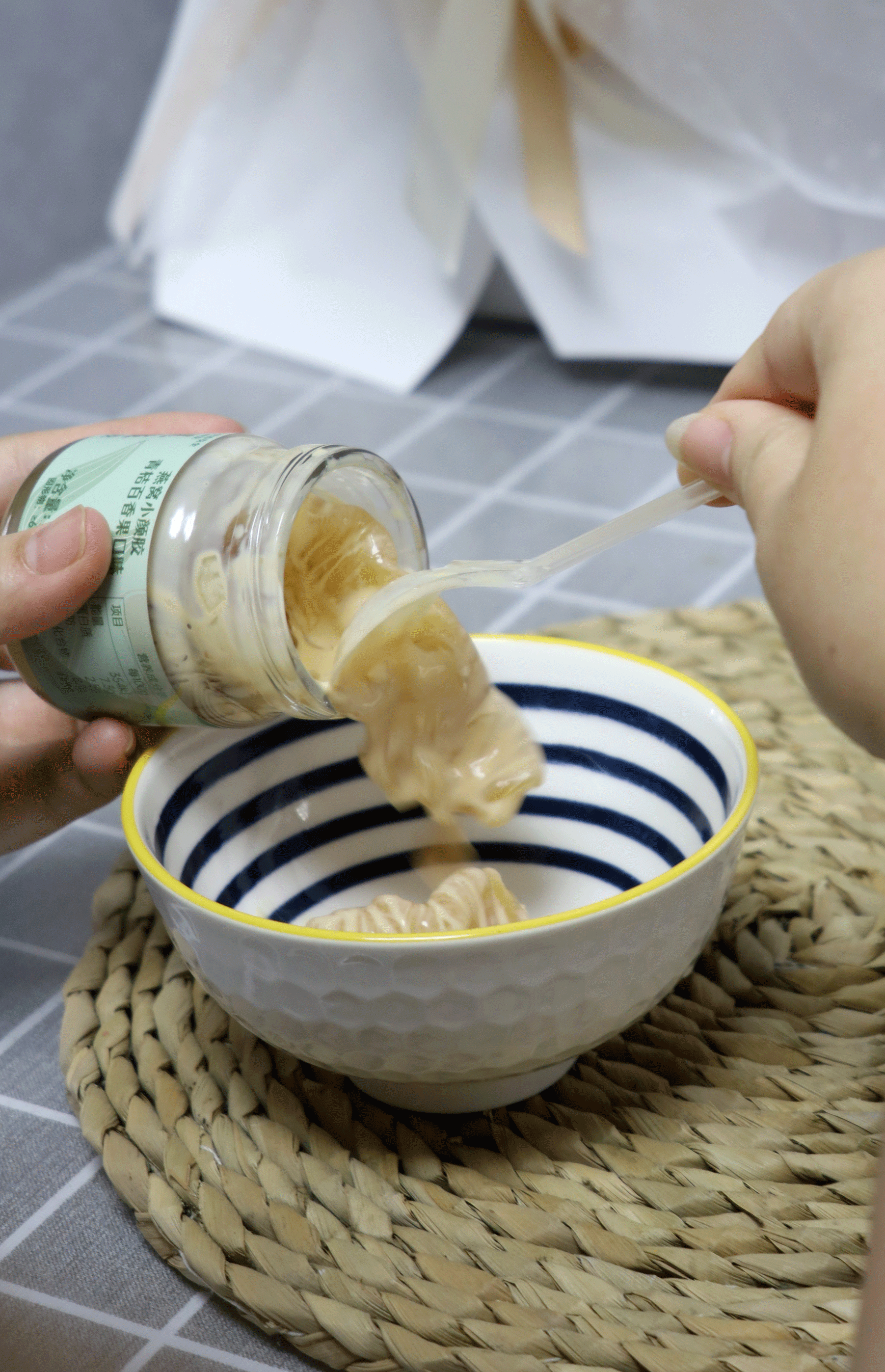 天然成分低熱量 三種口味好滋養—厘盞小顏膠_新浪眾測