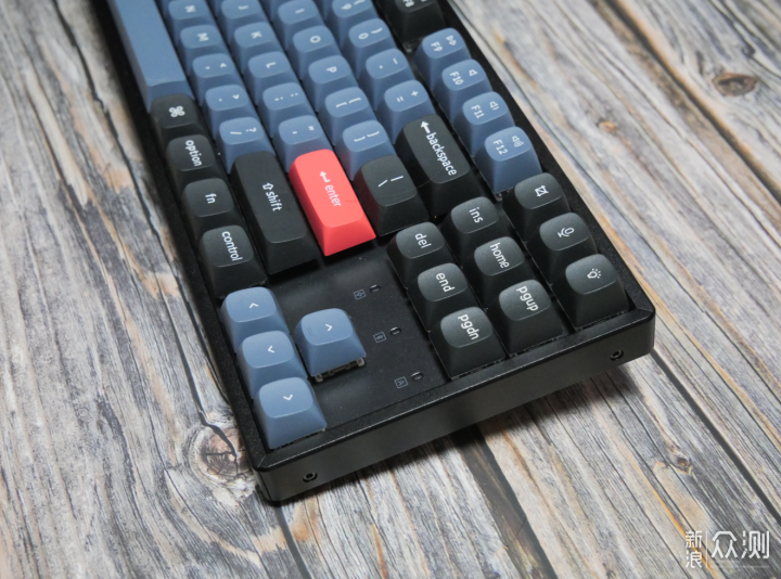 这畅销国外的品牌好在哪？Keychron K8pro评测_新浪众测