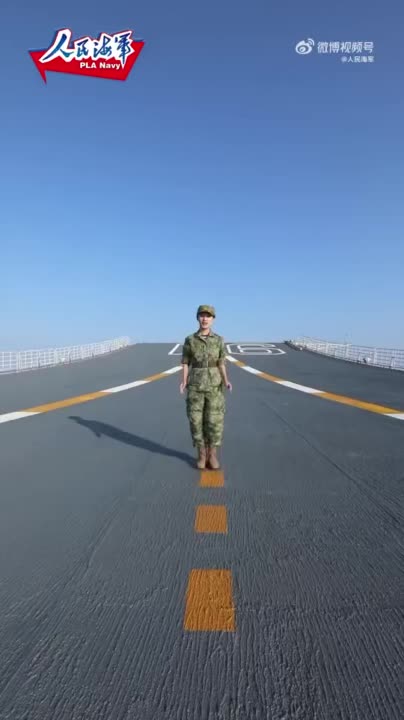 别错过！沉浸式游览辽宁舰