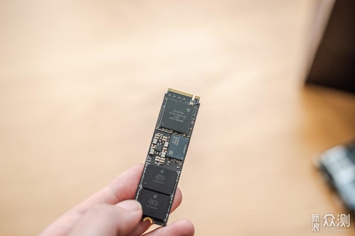 最速5nm处理器?AMD Zen 4架构锐龙7000处理器_新浪众测