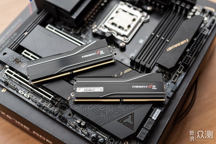最速5nm处理器?AMD Zen 4架构锐龙7000处理器_新浪众测
