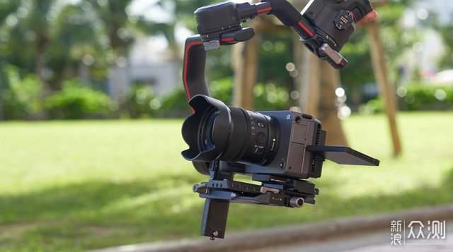 索尼 FX30:年轻人第一台电影机,卖 1.4 万_新浪众测