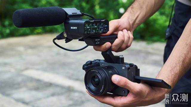 索尼 FX30:年轻人第一台电影机,卖 1.4 万_新浪众测