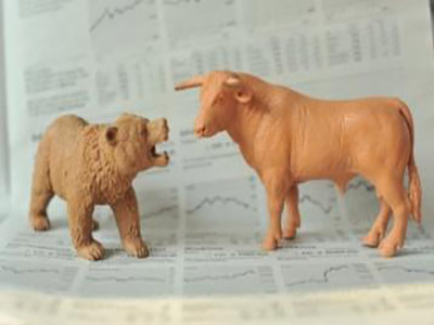快讯：沪指午后持续上行涨0.7% 两市超4000股飘红