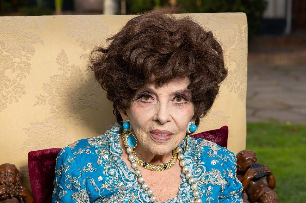 意大利著名演员吉娜·劳洛勃丽吉达离世 享年95岁