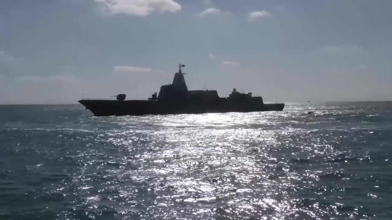 万吨大驱延安舰画面公布_手机新浪网