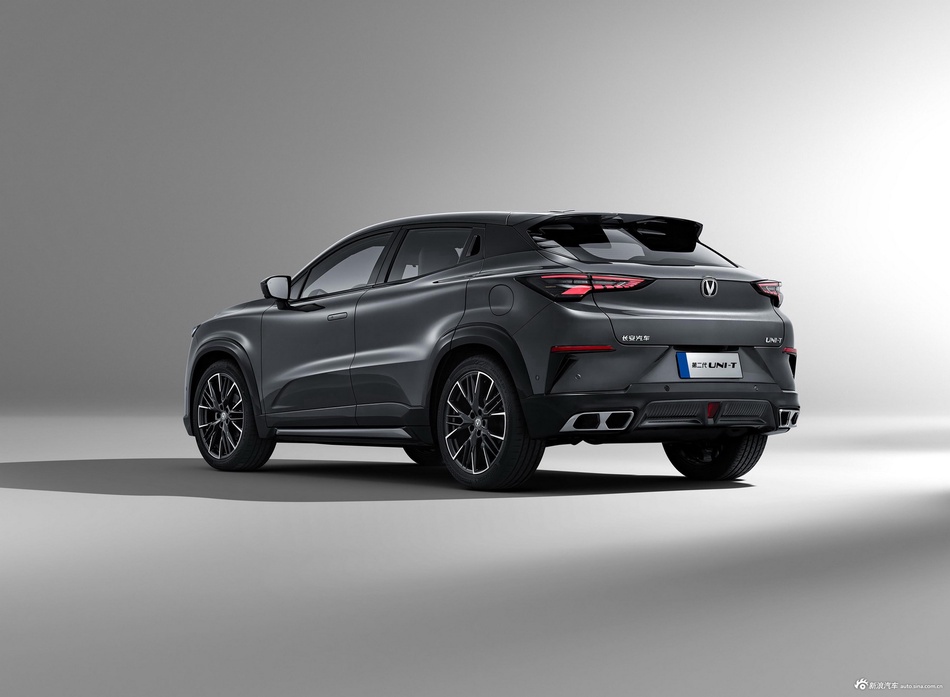 2023款长安UNI-T 1.5T 官图