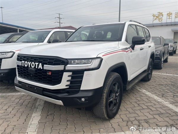 　　摄图：为本公司现车实拍图片（未经允许，切勿转载）