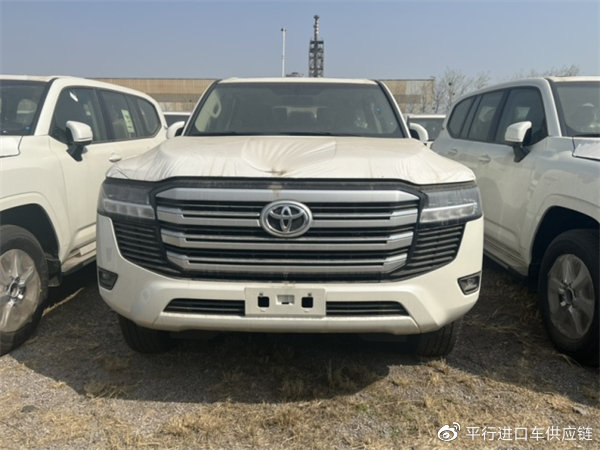 　　摄图：为本公司现车实拍图片（未经允许，切勿转载）