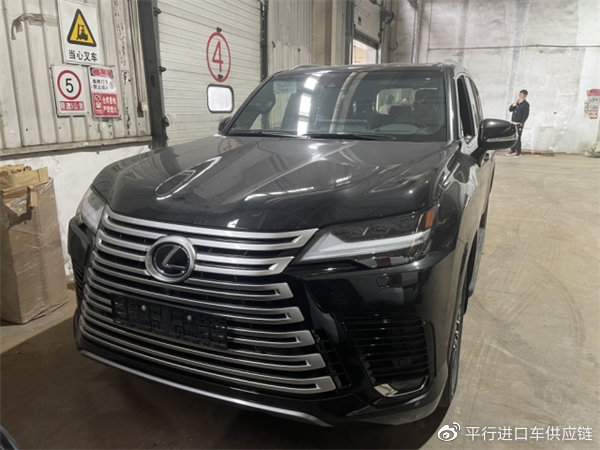 　　摄图：为本公司现车实拍图片（未经允许，切勿转载）