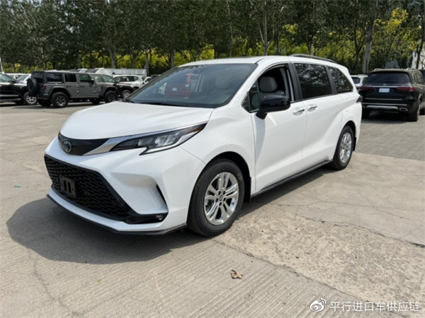 　　摄图：为本公司现车实拍图片（未经允许，切勿转载）