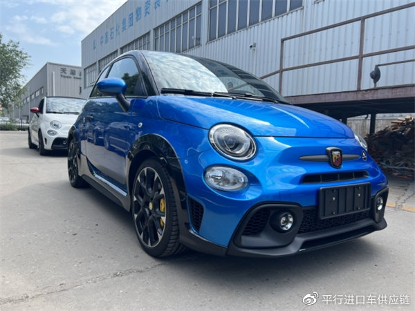 　　摄图：为本公司现车实拍图片（未经允许，切勿转载）