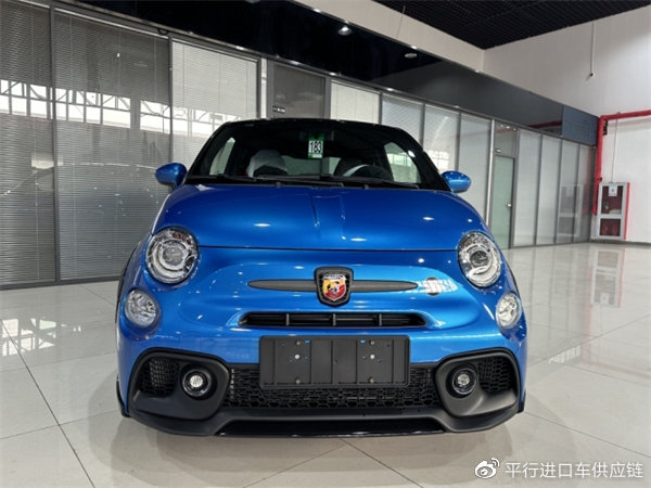 阿巴斯695 tributo 131 rally限量版现车-新浪汽车