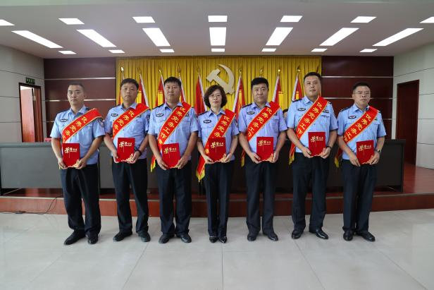 北镇监狱召开庆七一表彰大会