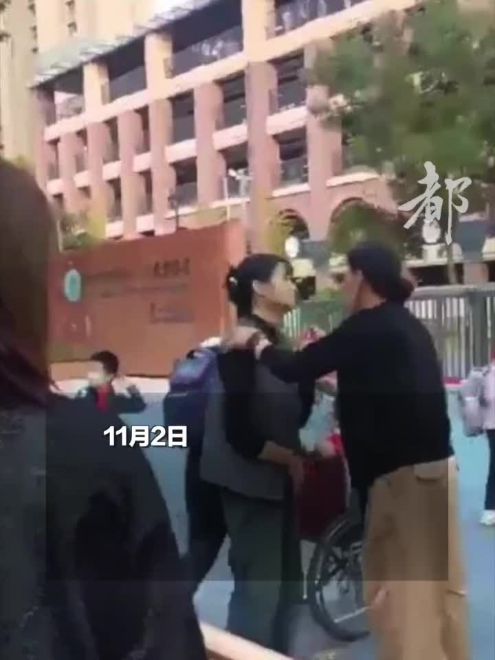 合肥一小学生校内死亡 ,官方通报|小学生_新浪财经_新浪网