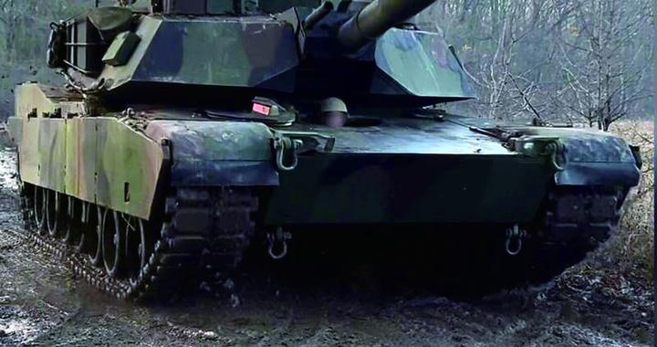 乌军首次公布美M1坦克部署到前线