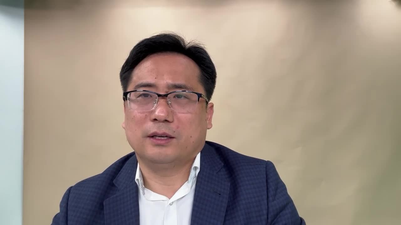 杨德龙:前海开源战略顾问王宏远建言献策 多方共同努力打赢3000点保卫战_手机新浪网