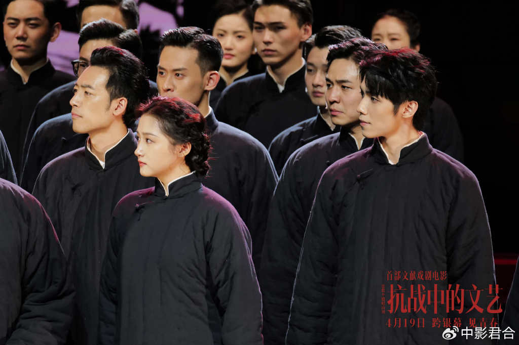 抖音上线付费聊天装扮商城，对标QQ首次试水社交商业化