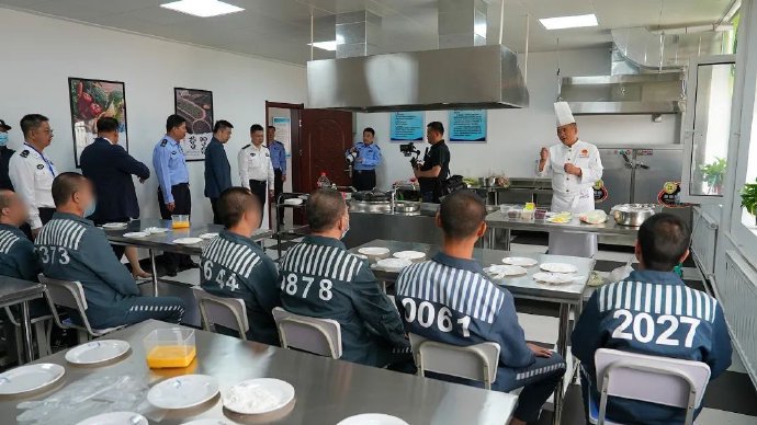 鞍山南台监狱职业技能培训中心占地面积400余平方米,目前建有烹调