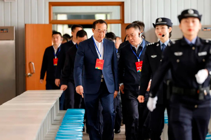 省委"两新"工委书记姚世明一行40余人到省女子监狱,沈阳第一监狱开展