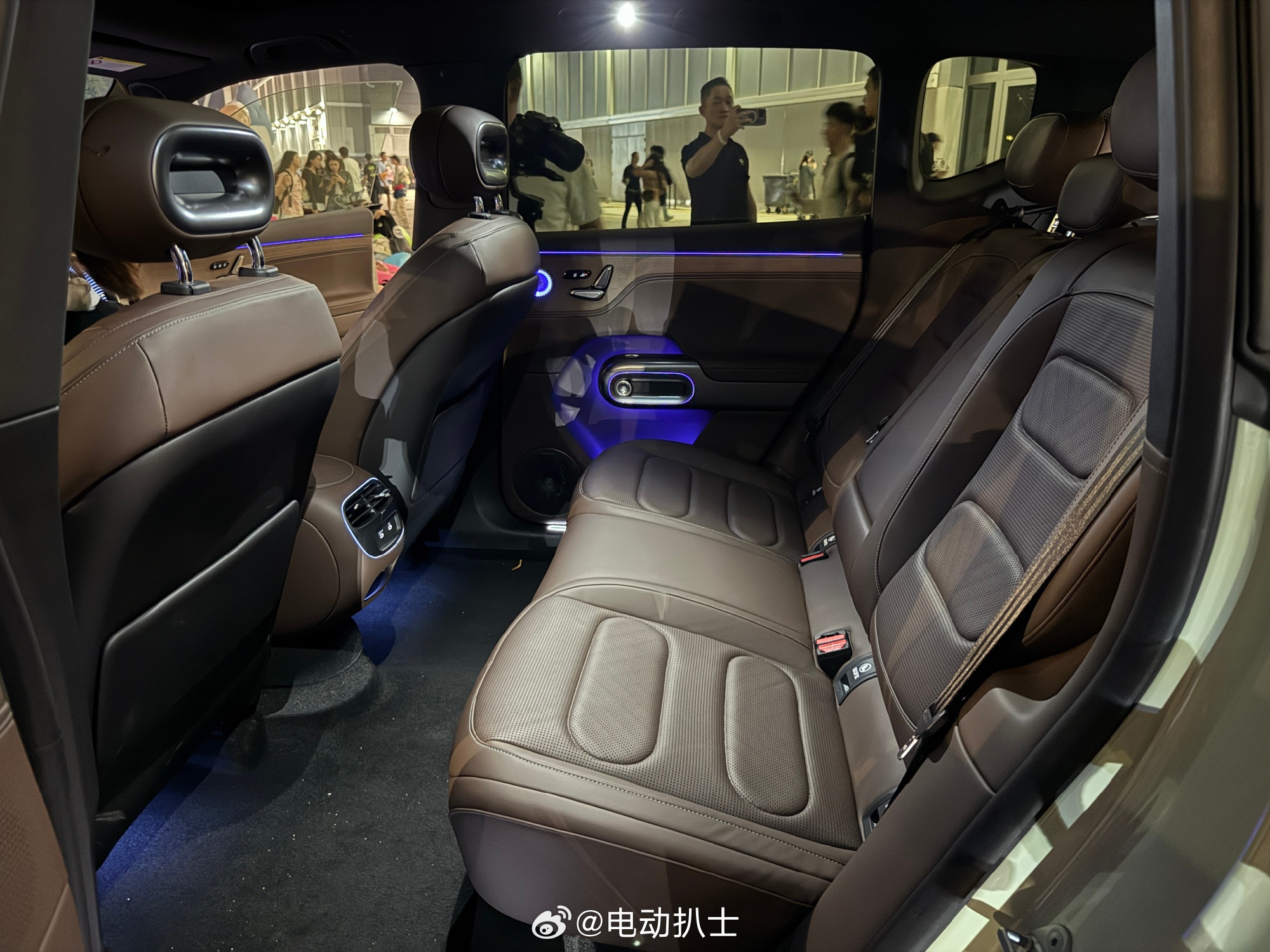 smart精灵5号正式上市 限时售价22.99万元起