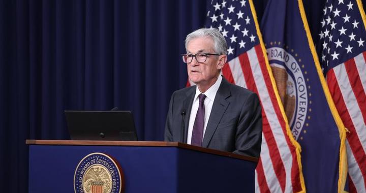 特朗普表态模棱两可！华尔街开启“鲍威尔对冲”交易，美联储7月仍将跳过降息